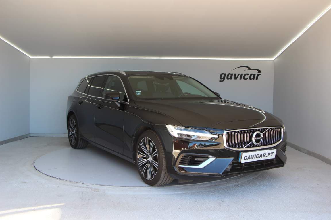 Volvo V60 2.0 T6 AWD Recharge